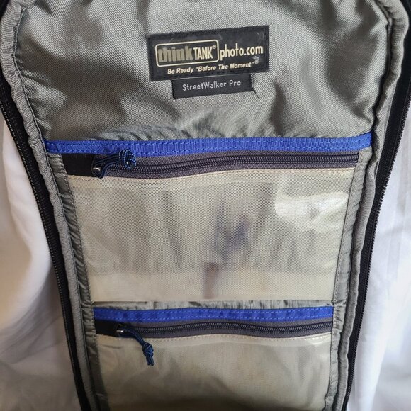 Think Tank Streetwalker V2 Backpack - Black - Picture 4 of 12